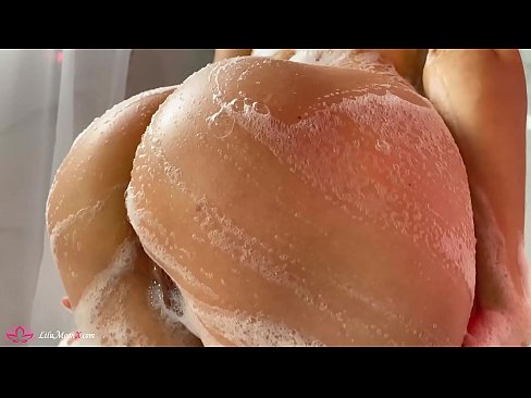 ❤️ Brunetė masturbuoja putytę su vibratoriumi iki intensyvaus orgazmo duše ☑ Just porno prie porno lt.desixxxtube.ru ﹏
